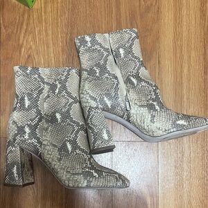 Snakeskin Patterned Ankle Boots Size 10